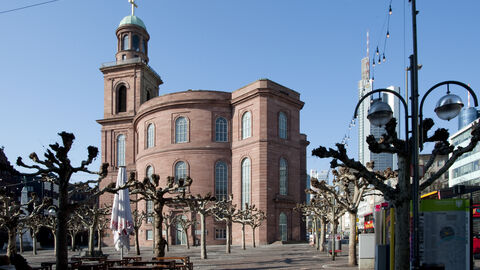 Die Frankfurter Paulskirche Die Paulskirche von außen