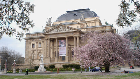 Das Staatstheater Wiesbaden Das Staatstheater Wiesbaden von außen