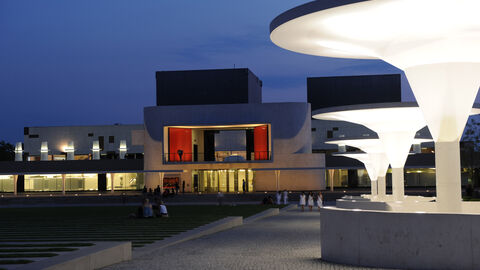 Das Staatstheater Darmstadt Das Staatstheater Darmstadt von außen