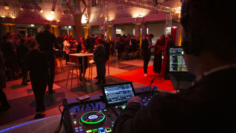 After Show Party Hessischen Film- und Kinopreises 2021 After Show Party Hessischen Film- und Kinopreises 2021