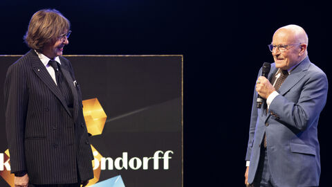 Laudatorin Jeanine Meerapfel und Ehrenpreisträger Volker Schlöndorff Laudatorin Jeanine Meerapfel und Ehrenpreisträger Volker Schlöndorff