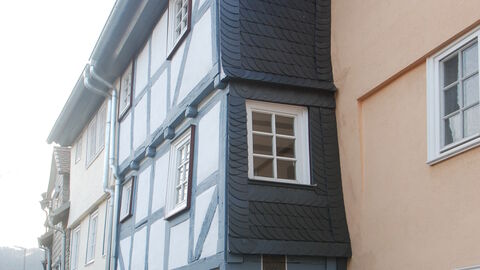 Das Fachwerkhaus in der Marburger Kappesgasse von außen Das Fachwerkhaus in der Marburger Kappesgasse von außen