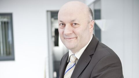 Prof. Dr. Rolf Slatter