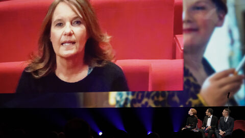 Die Jury vergab einen Sonderpreis an die in Bad Nauheim geborene Regisseurin Caroline Link für ihre Verfilmung der Autobiografie „Der Junge muss an die frische Luft“ von Hape Kerkeling. Link war leider verhindert, grüßte aber von der Leinwand. Caroline Link grüßt per Videobotschaft von einer großen Leinwand aus