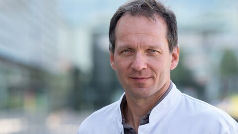 Porträt von Prof. Dr. Volkhard A. J. Kempf 