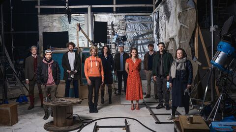 Kunst- und Kulturministerin Angela Dorn am Set des Film "Ach du Scheiße"