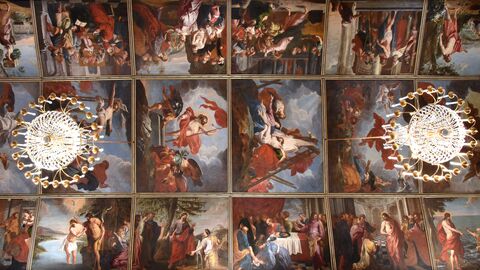 Detailansicht der Gemäldedecke in der Unionskirche Idstein mit biblischen Szenen