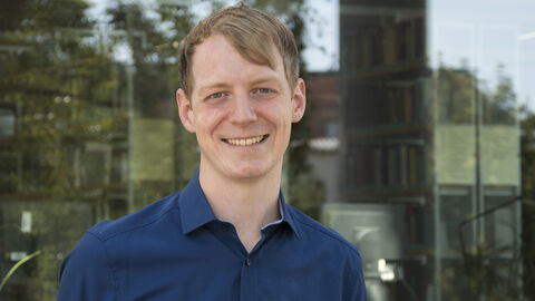 Dr. Martin Hebart, Neurowissenschaftler und Inhaber der LOEWE-Start-Professur an der Justus-Liebig-Universität Gießen Porträt von Dr. Martin Hebart