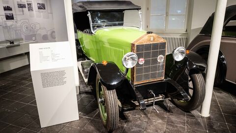 In Ober-Ramstadt liefen auch Autos vom Band. Ein Oldtimer im Museum Ober-Ramstadt.