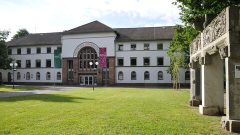 Das Deutsche Ledermuseum in Offenbach von außen Das Deutsche Ledermuseum in Offenbach