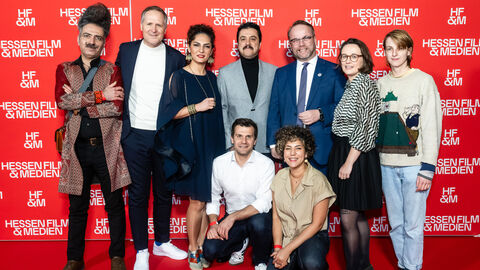 Minister Gremmels mit dem Cast von "Shahid"