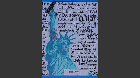 Die Freiheitsstatue mit Knebel und Ketten, sie hält eine Pistole in die Höhe. Im Hintergrund stehen Zeitungsschlagzeilen zum Thema Freiheit.