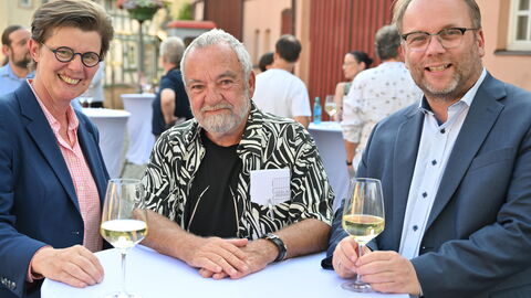 Impressionen vom Sommerreise-Besuch beim "Kleinen Kultursommer Runkel" Gruppenbild mit MInister Gremmels
