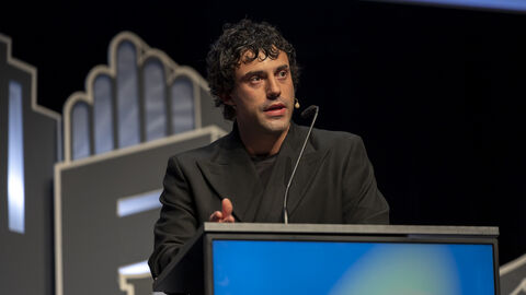 Impressionen von der Preisverleihung des Hessischen Film- und Kinopreises 2024 in der Alten Oper.