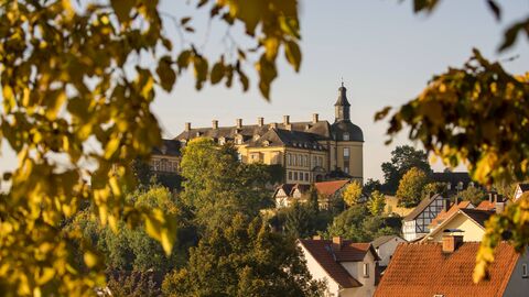 Blick auf Schloss Friedrichstein in Bad Wildungen.