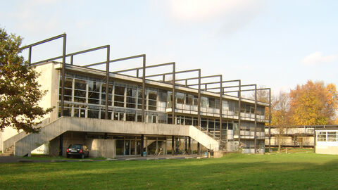 Die Kunsthochschule Kassel  Die Kunsthochschule Kassel von außen
