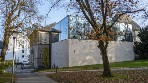 Der neue Anbau von außen.