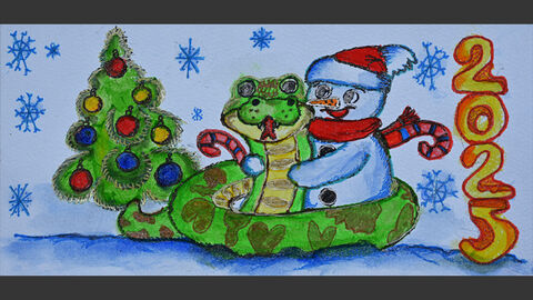 Ein Schneemann sitzt auf einem Schwimmreifen in Form einer Schlange.