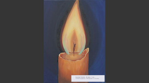 Eine Flamme mit einer Tänzerin drin