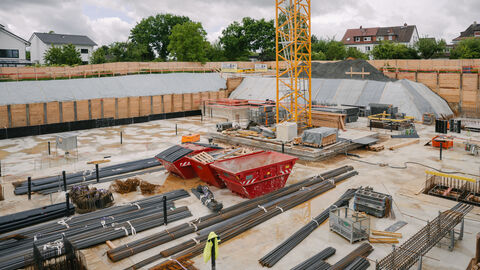 Impressionen von der Grunsteinlegung für das Gießen Center for Electrochemical Materials Research Die Baustelle