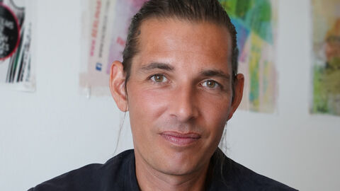 Toby Ashraf Porträt von Toby Ashraf