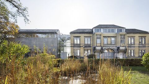 Das Foto zeigt eine Außenansicht des Museums für Sepulkralkultur