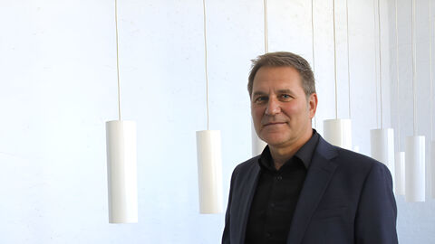 Der künftige Geschäftsführende Direktor des Staatstheaters Kassel Stefan Votel