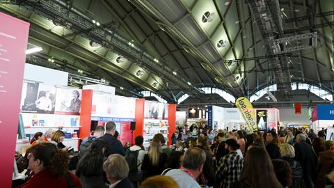 Impressionen von der Frankfurter Buchmesse 2025. Blick ins Publikum auf der Frankfurter Buchmesse 2025