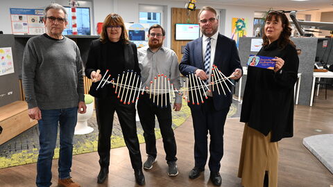 Wissenschaftsminister Timon Gremmels bei Future Space in Kassel