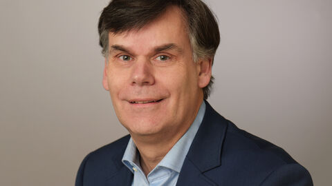 Porträt von Prof. Dr. Karl H. Mühling 