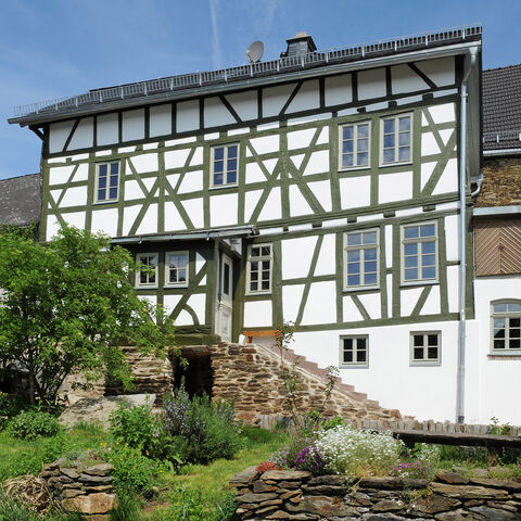 Das Fachwerkhaus Hünstetten war Preisträger im Jahr 2017 Das Fachwerkhaus Hünstetten von außen