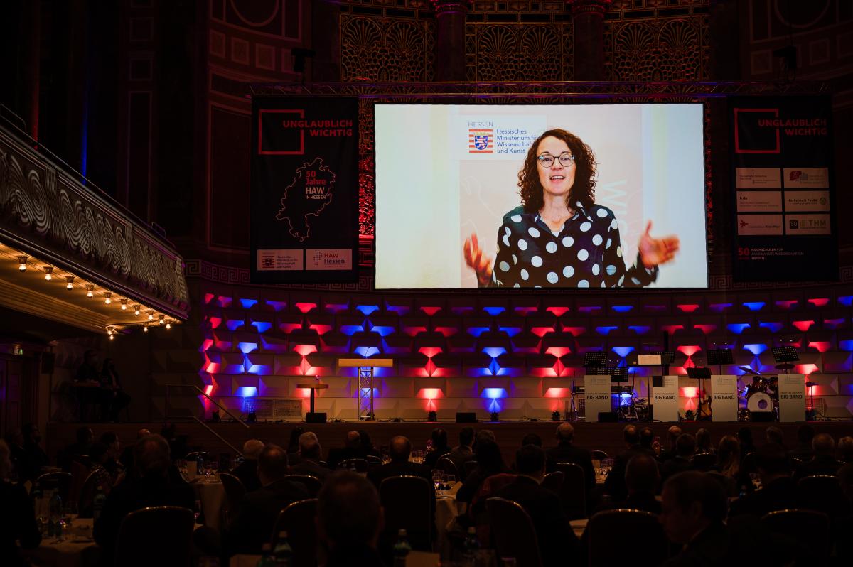 Land Hessen feiert 50 Jahre Hochschulen für Angewandte Wissenschaften